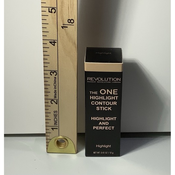 Revolution The One Highlight Contour Sticks HIGHLIGHT Stick Illuminator NWB - Picture 2 of 5